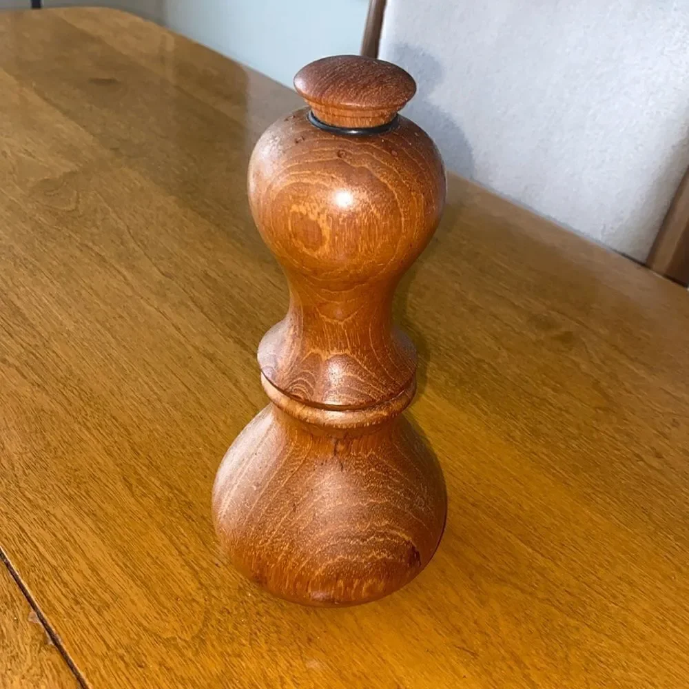 Jens Quistgaard Dansk 890 Pepper Mill Peugeot Grinder